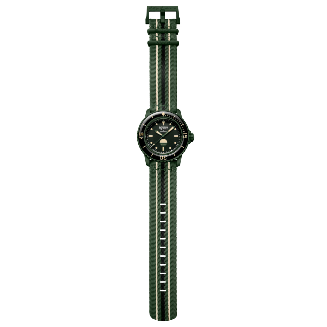 Salam Luxury vertical centered presentation of the Blancpain x Swatch SO35G100 luxury watch