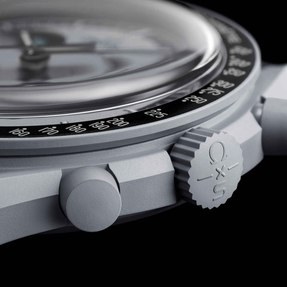 Earthphase | Side profile view of light grey bioceramic case and crown - SALAM LUXURY