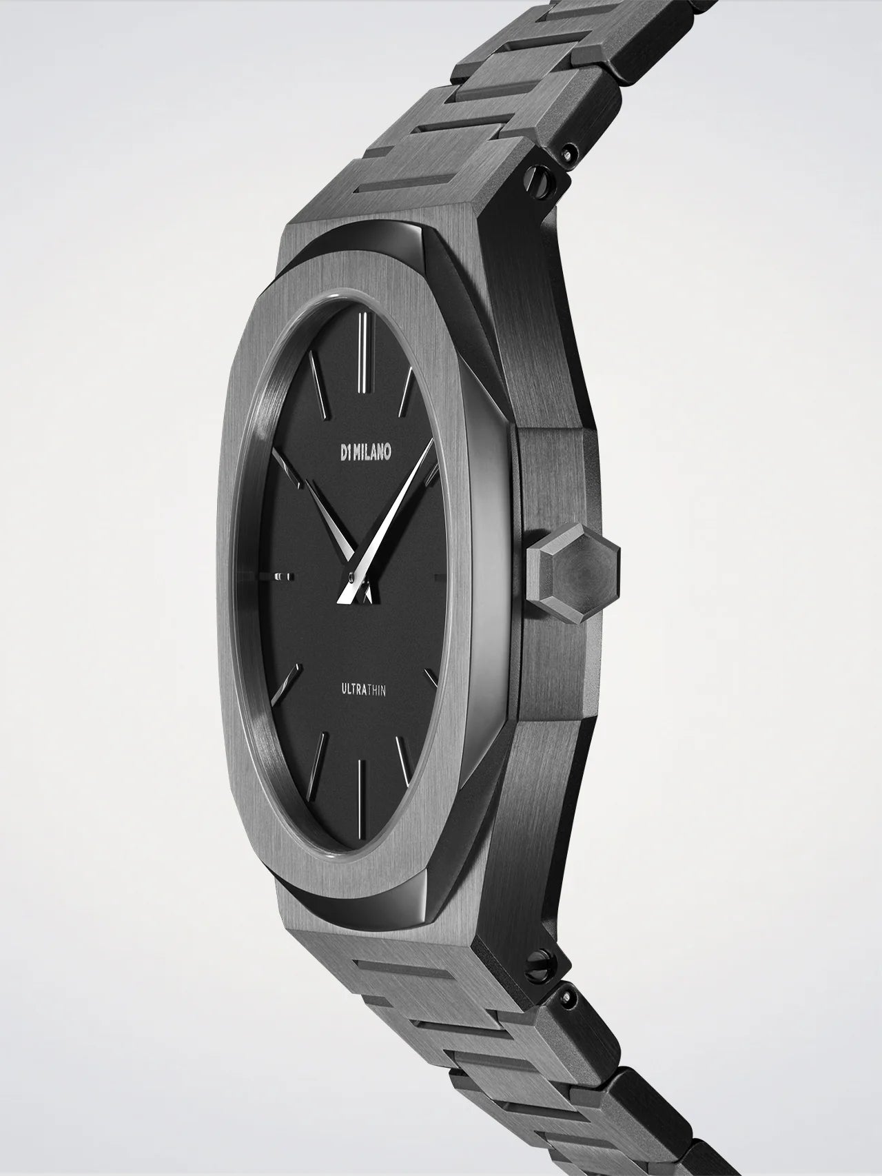 Black watch with a metallic band on a light gray background
Salam Luxury