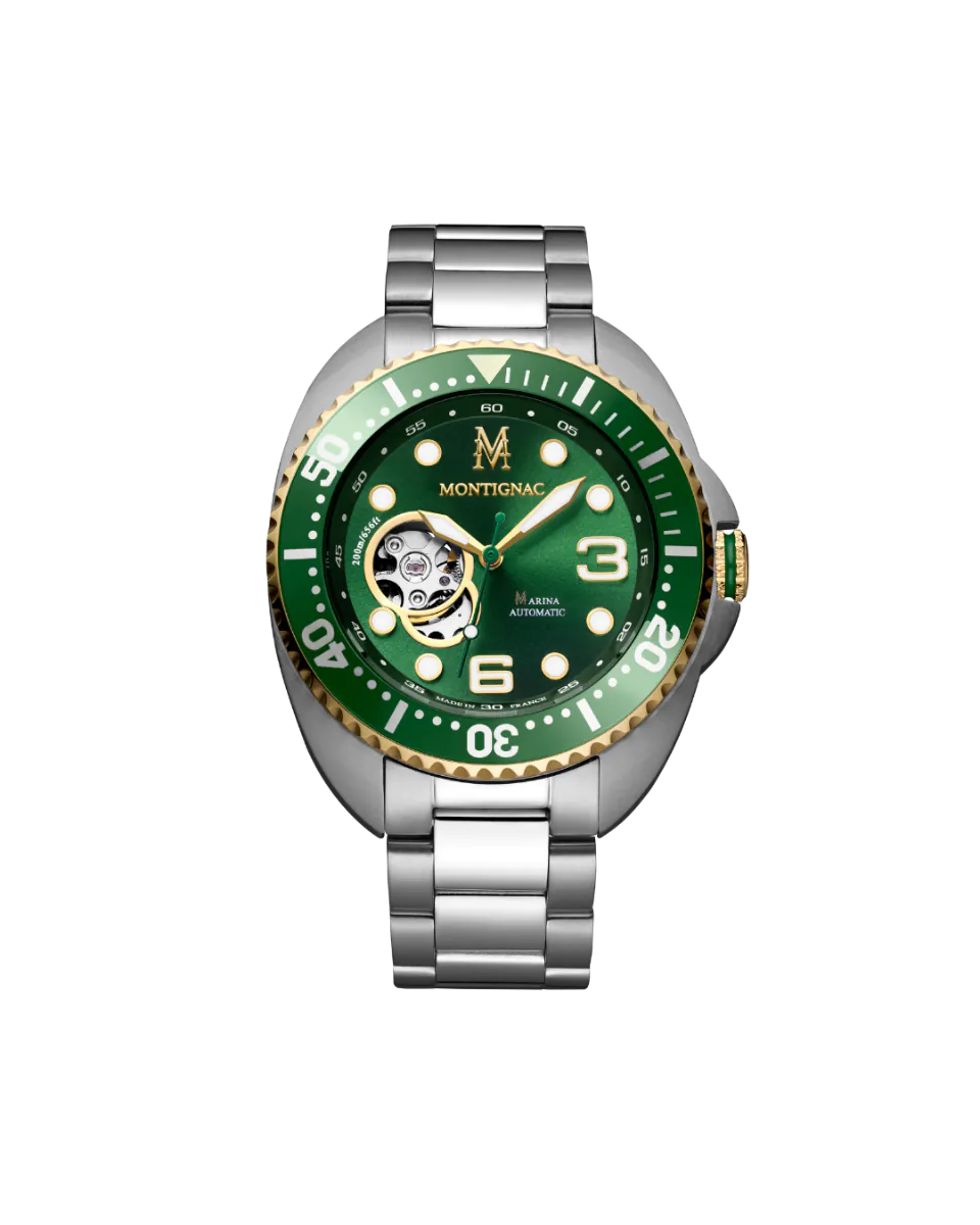 Green watch with silver bracelet on a white background

Salam Luxury